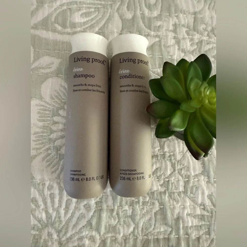 Living Proof Frizz Shampoo and Conditioner Duo - Gray